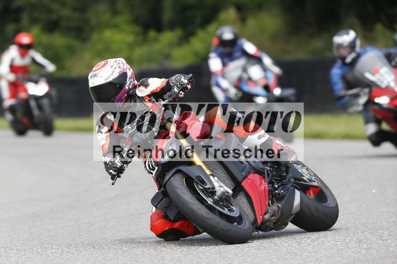 Archiv-2025/25 10.06.2025 MaxRacing ADR/Gruppe rot/40